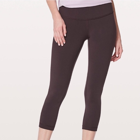 lululemon athletica Pants - SOLD ❌Lululemon wunder under crop leggings